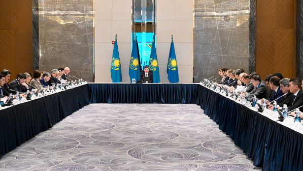 Олжас Бектенов провел промежуточное заседание Совета иностранных инвесторов