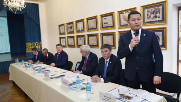 В Центральном госархиве Алматы состоялось торжественное мероприятие, посвященное Бауыржану Момышулы