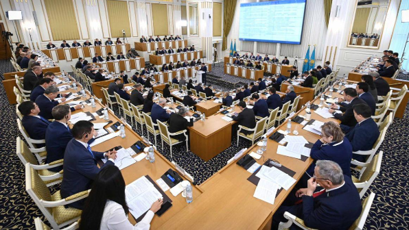 Союз мужчины и женщины: в проекте новой Конституции уточнили понятие брака