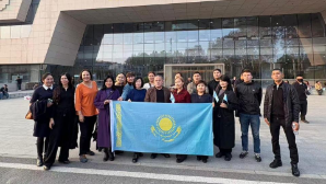 Казахстанские преподаватели завершили международную стажировку по ИИ в Китае 