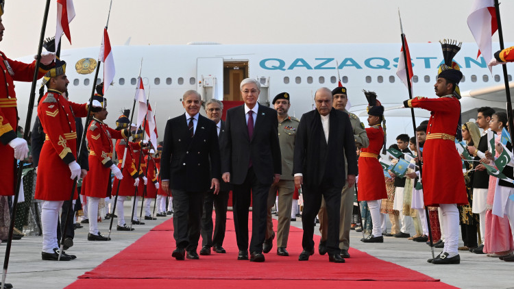 Токаев прибыл с государственным визитом в Пакистан