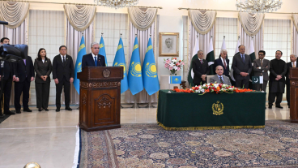 Токаев выступил перед представителями СМИ по итогам переговоров с Премьер-министром Пакистана Шахбазом Шарифом