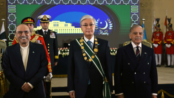 Токаев удостоен высшей государственной награды Пакистана