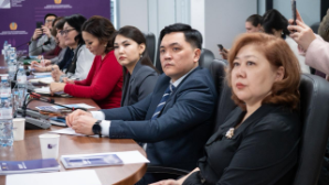 Обсуждены нормы о браке и семье в новом проекте Конституции