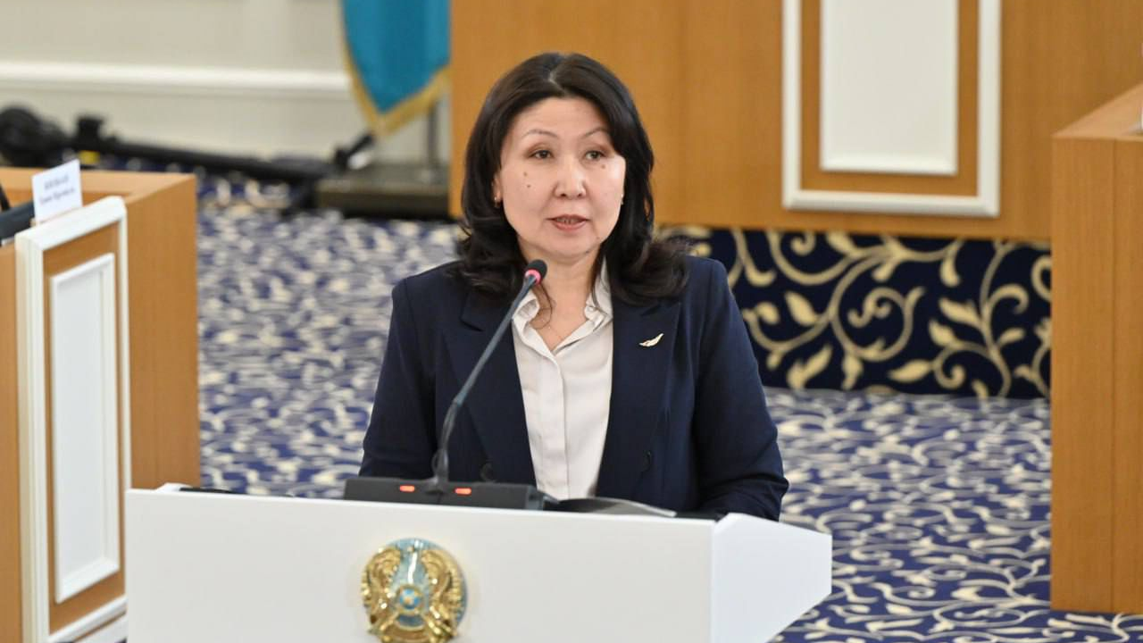 Айгуль Садвакасова: Конституция закрепляет приоритет человеческого капитала, науки и инноваций