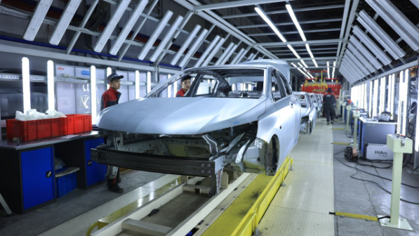 Олжас Бектенов: за год введено более 200 новых промышленных объектов