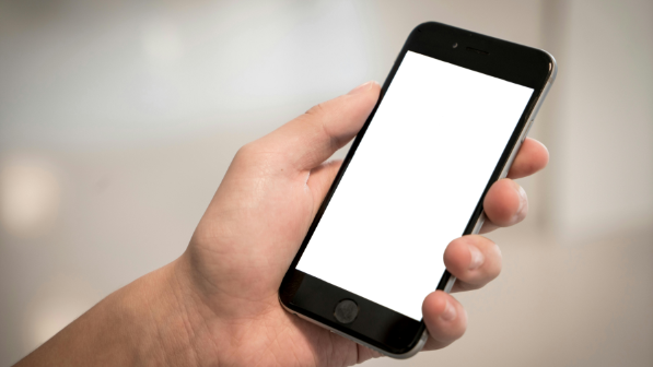 Гвардейцы Астаны вернули потерянный iPhone законной владелице