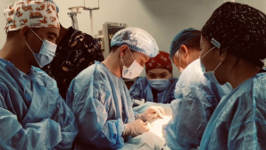 В Алматы врачи спасли жизнь 12-летнему подростку с редким заболеванием брюшной полости