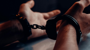 В Алматы задержан лжестраховщик, похитивший 620 млн тенге у вкладчиков