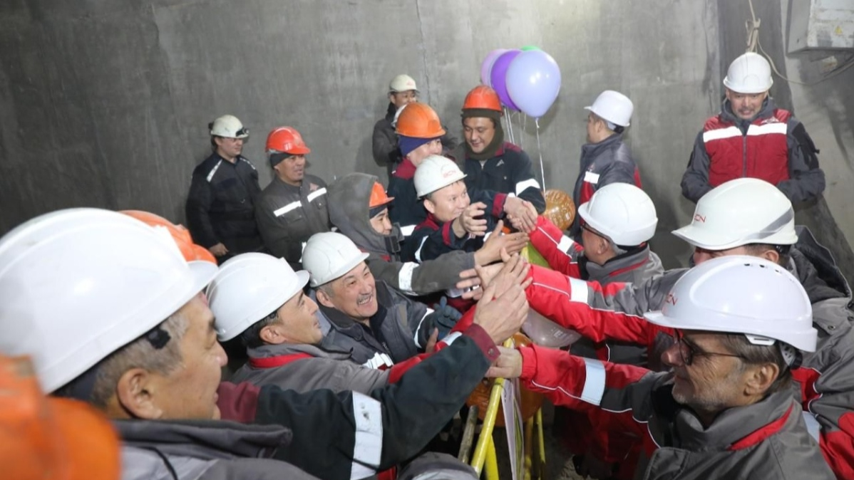 В Алматы завершена пробивка тоннелей до новой станции метро