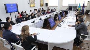 В КазНУ состоялся круглый стол в поддержку референдум 