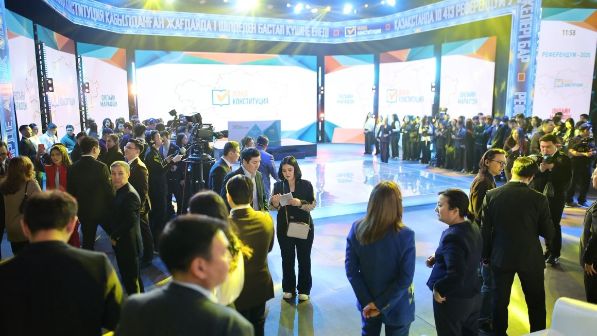 Новый проект Конституции вмешивается в личную жизнь граждан, лишая их права на тайну веры и партийной принадлежности