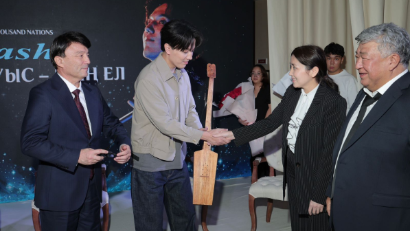 В Музее Ыкылас были представлены 70 музыкальных инструментов Димаша Кудайбергена