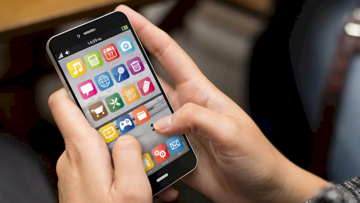 Казахстанцам напомнили о риске установки вредоносных приложений