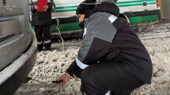 В Алматы выявили свыше 600 автомобилей с превышением норм выбросов в феврале