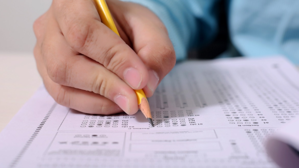 184 тысячи человек подали заявление для участия в мартовском ЕНТ