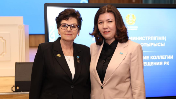 Казахстан вошел в число мировых лидеров по условиям труда педагогов