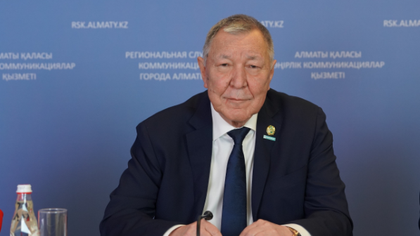 Проректор КазНу Еркин Дуйсенов раскрыл самые обсуждаемые нормы новой Конституции