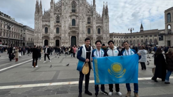 Казахстанские студенты за рубежом поддержали олимпийских чемпионов