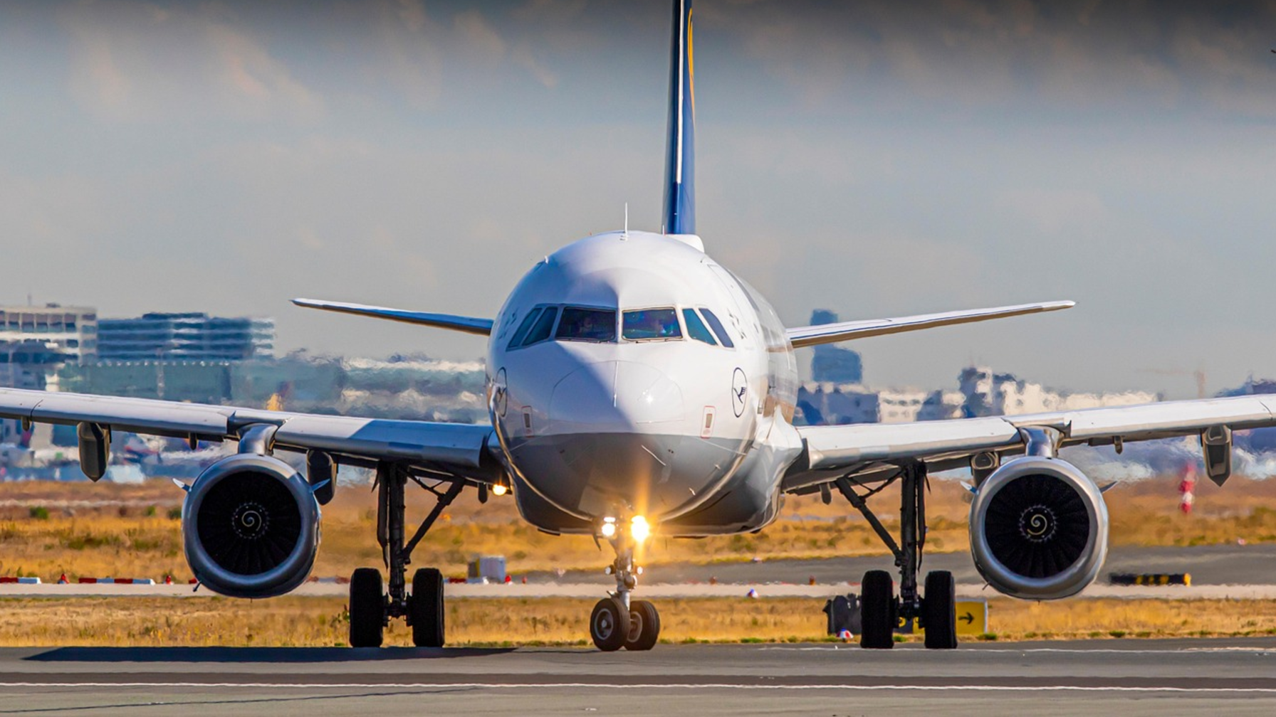 Министерство транспорта РК обсудило меры по вывозу граждан из стран Ближнего Востока