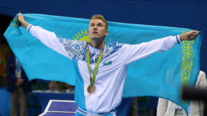 Золотой пловец Казахстана призывает молодежь прийти на Референдум 15 марта