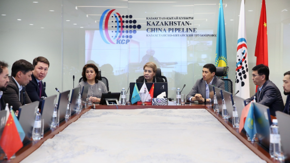 Этноцентры Алматы и рабочие ТОО «Казахстанско-китайский трубопровод» поддержали новую Конституцию