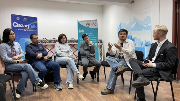 В Алматы открыт бесплатный разговорный клуб казахского языка «QazaqTalk: қала диалогы»