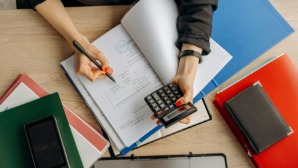 Жителям Карагандинской области вернут более 3,1 млрд тенге за коммунальные услуги