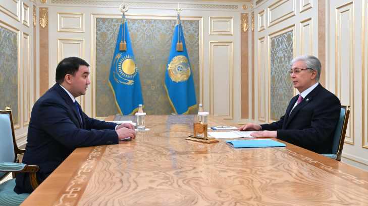 Касым-Жомарт Токаев принял акима Туркестанской области Нуралхана Кушерова