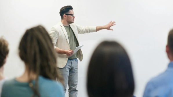 200 тысяч педагогов Казахстана будут подключены к проекту ChatGPT Edu для создания ИИ-ассистентов