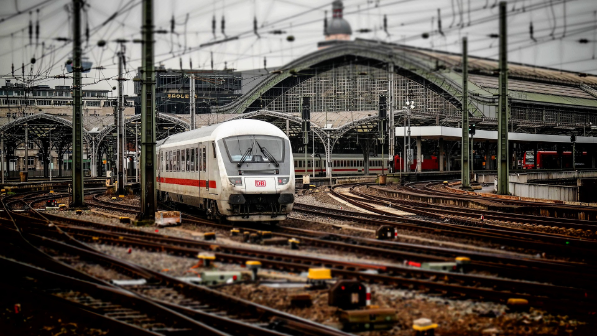 В Казахстане продолжаются работы по реконструкции железнодорожных вокзалов