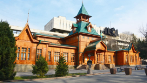 Музей народных музыкальных инструментов имени Ыхласа в Алматы перешел на новый график работы
