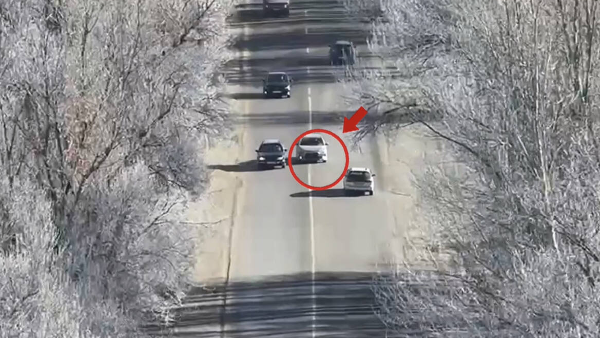 Около 60 выездов на встречную полосу выявили дроны полиции в Алматинской области 