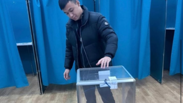 Алматинская молодежь активно поддержала онлайн-челлендж «Я иду на референдум»