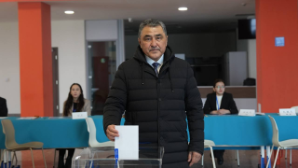 Нуржан Нуржигитов принял участие в референдуме по новой Конституции