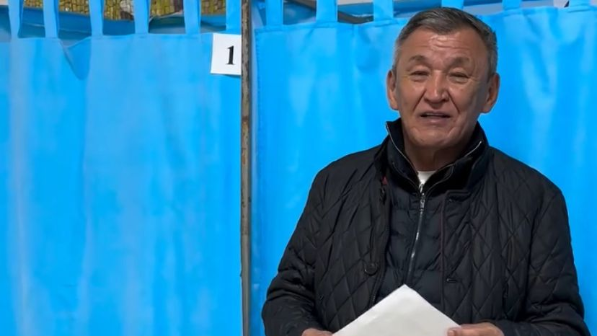 От искусства к гражданской позиции: заслуженный деятель Казахстана Амантай Бергалиев сделал свой выбор