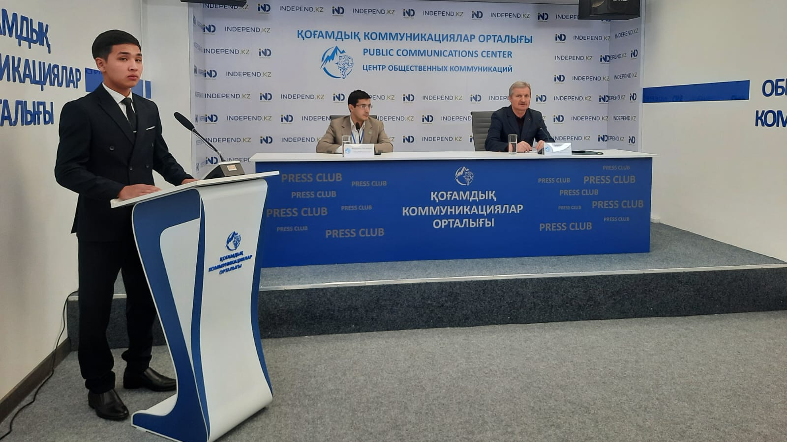 Брифинг в Алматы: независимые наблюдатели сообщили о ходе голосования на референдуме