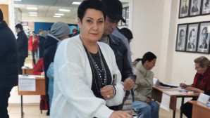 Олимпийская чемпионка Ольга Шишигина приняла участие в референдуме в Алматы