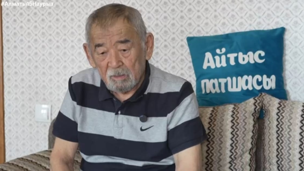 Поэты, писатели, журналисты и литературные критики приняли участие в референдуме в Алматы