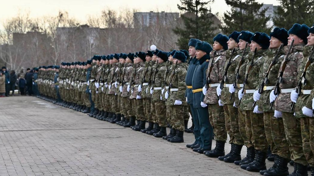 Более 21 тысячи молодых граждан пополнят ряды армии в Казахстане 