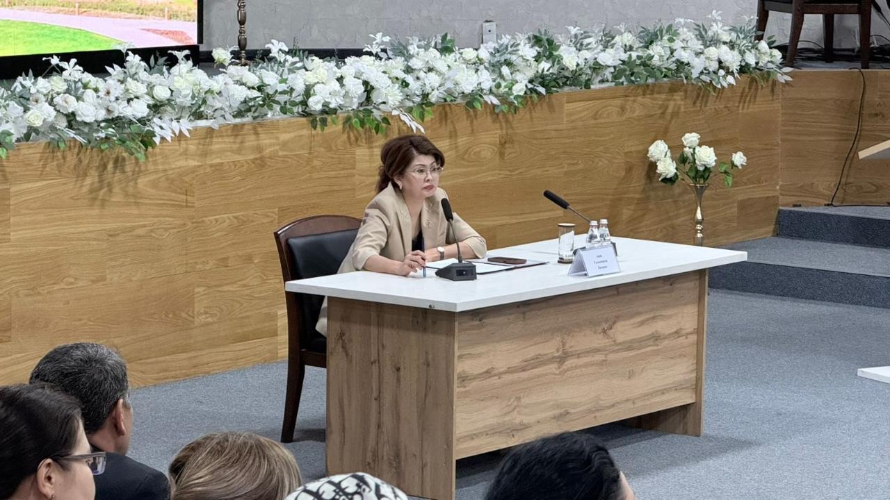 Аида Балаева обсудила с коллективом музея-заповедника «Әзірет Сұлтан» ключевые направления развития музейной сферы