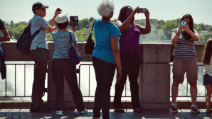 В преддверии Наурыза Туркестан встречает тысячи туристов из разных регионов и зарубежья