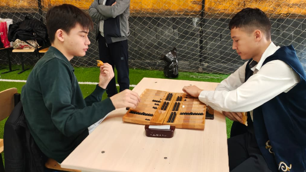 Алматы – столица интеллекта: как тогызкумалак покоряет новое поколение