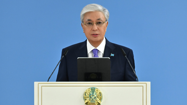 Новый курс через науку и Конституцию: о чём говорил Токаев в Алматы