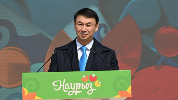 Дархан Сатыбалды поздравил горожан с Наурыз мейрамы
