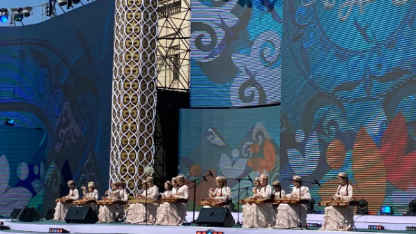 Алматы с размахом отмечает Наурыз: праздник, который восхищает гостей со всего мира