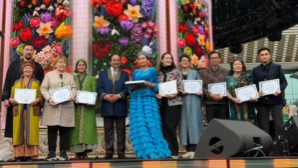 В Алматы на площади Абая представили ремесла тюркских народов