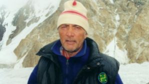 Глава государства присвоил звание «Қазақстанның Еңбек Ері» альпинисту Ерванду Ильинскому