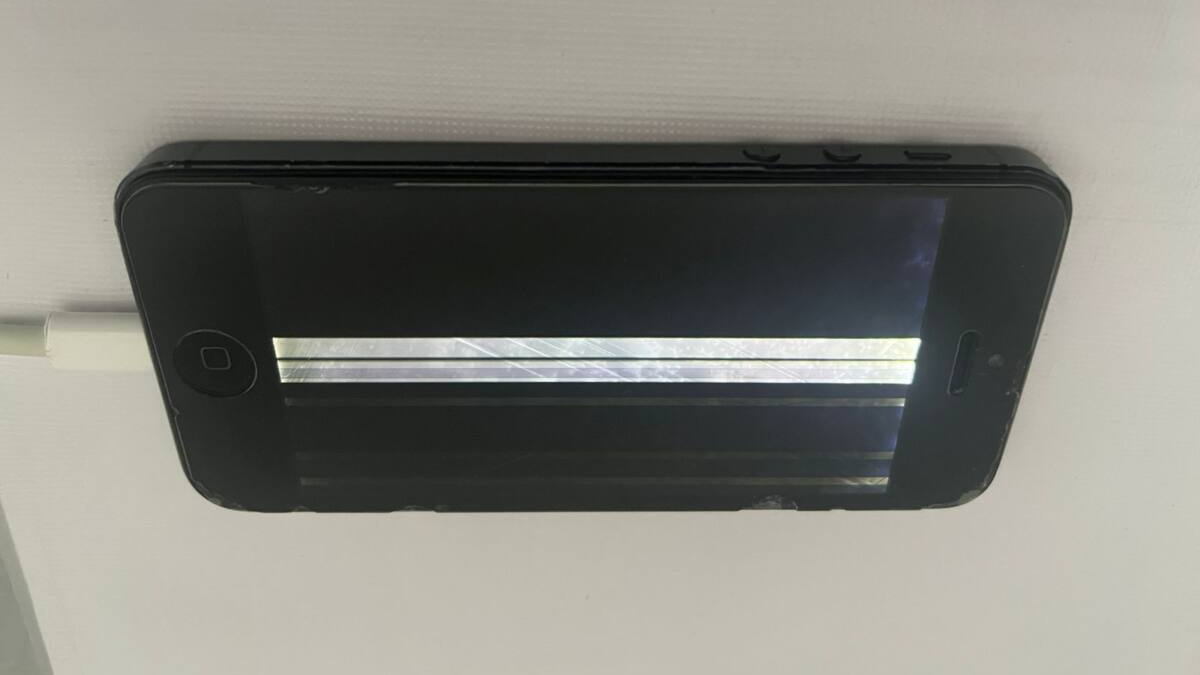 Телефон и SIM-карту пытались пронести осужденному в Павлодарской области