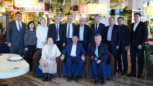 Известные казахстанские писатели и поэты вошли в Попечительский совет проекта «Читающая нация»